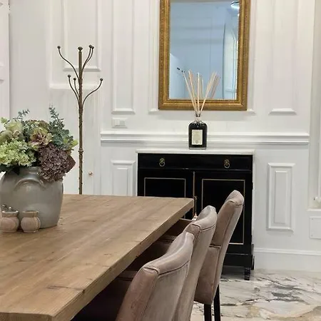 Apartmán 3 Bedroom Modern Luxury In *
