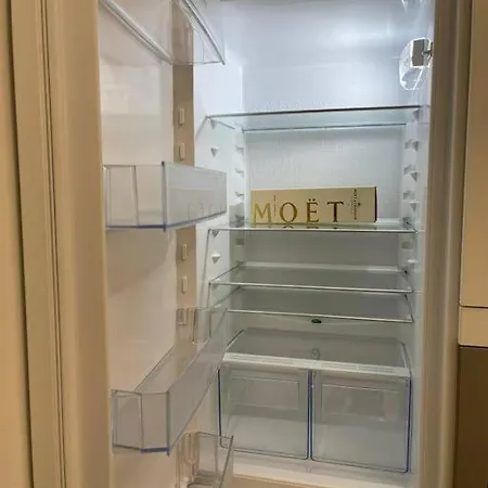アパート 3 Bedroom Modern Luxury In *