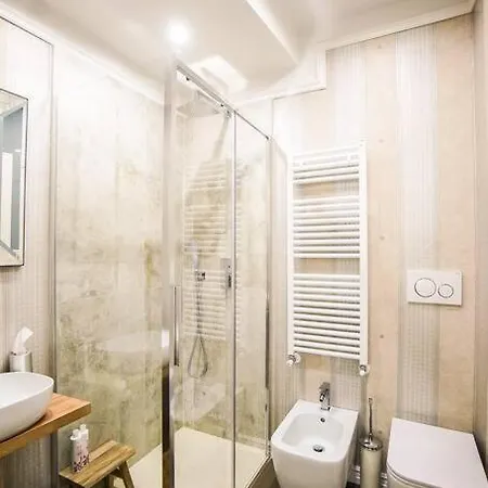 3 Bedroom Modern Luxury In Florence