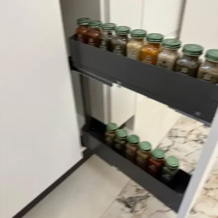 דירה 3 Bedroom Modern Luxury In
