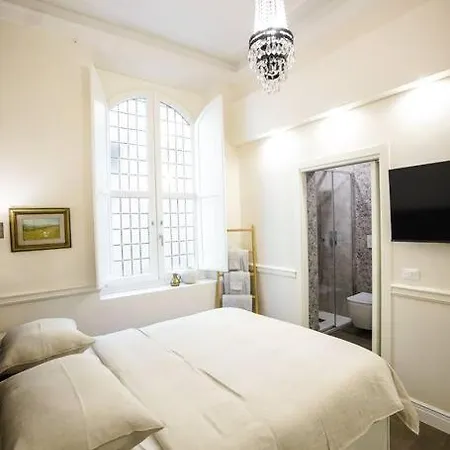 Apartment 3 Bedroom Modern Luxury In