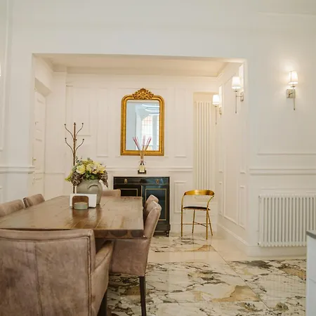 Spadalux - 3 Bedroom 4 Bath Luxury * Florencia