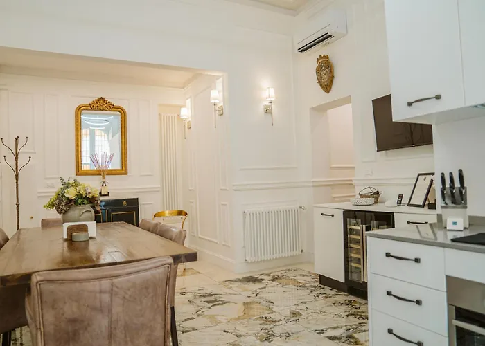 Spadalux - 3 Bedroom 4 Bath Luxury *