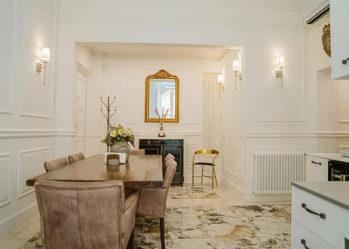 Spadalux - 3 Bedroom 4 Bath Luxury * Florencie